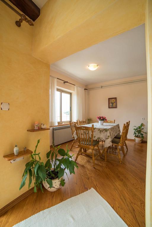 Palit Apartment Anica מראה חיצוני תמונה
